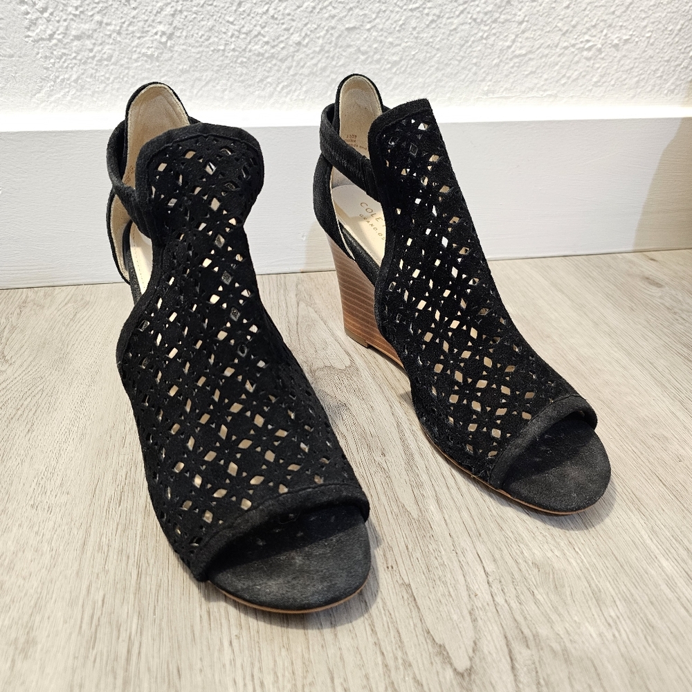 Cole Haan 6 1/2 Wedge heed Black open toe shoes used worn condition
